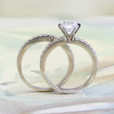 Chic Modern Flat Bridal Ring Set, 1.2 CT