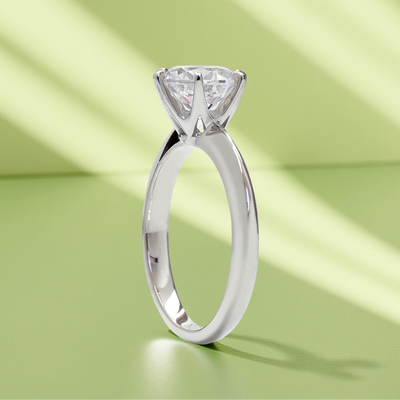 Knife-edge platinum band – 5A CZ solitaire ring side view