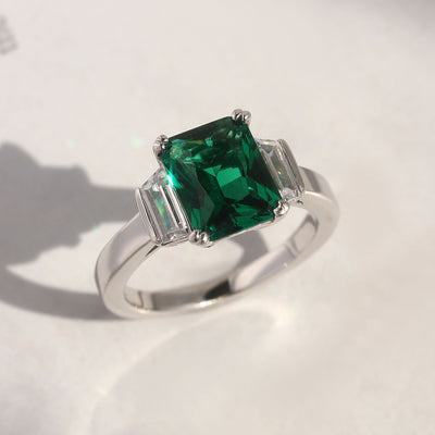 Stunning Emerald Accents