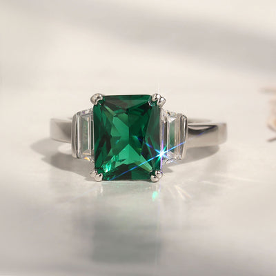 Stunning Emerald Accents