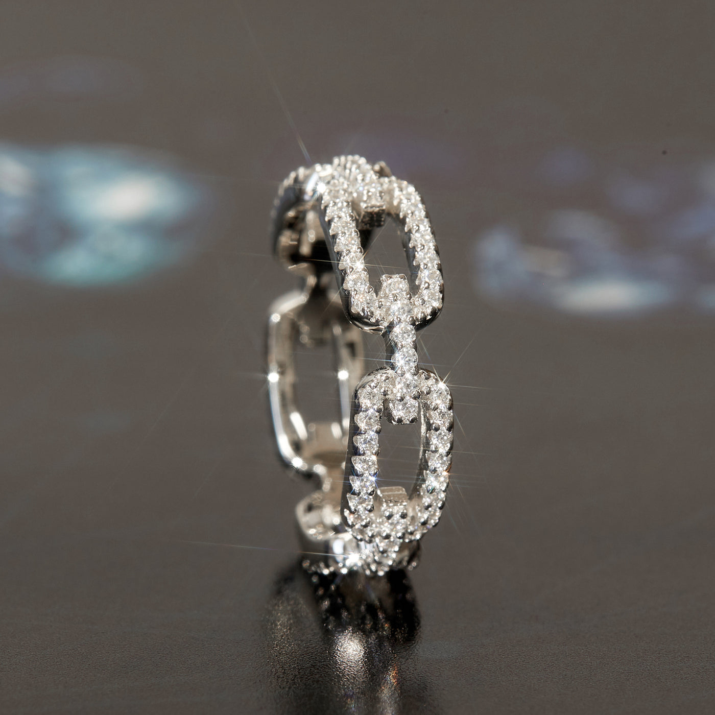 Sterling silver pavé-set chain-link eternity ring – Linklight Eternity Ring by Double Accent