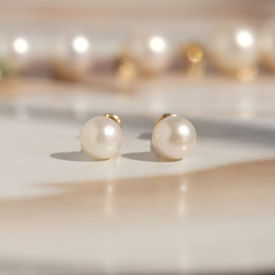 Lustre Pearl Studs