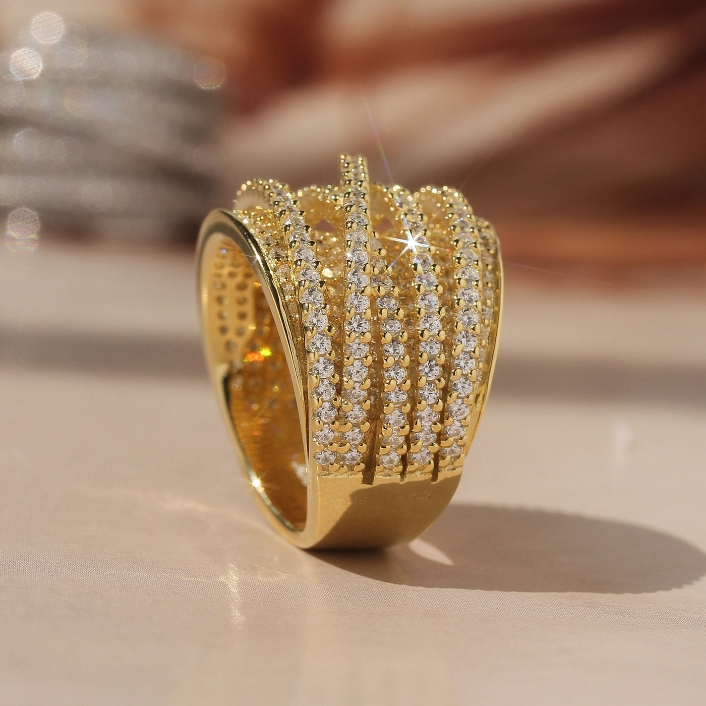 Intricate Elegance: 15mm Crisscross Ring