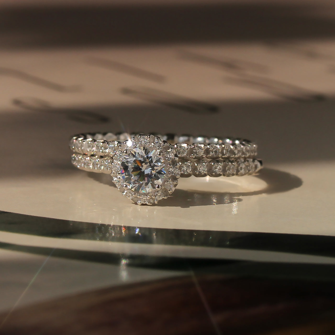 Halo Minimalist Favorite Bridal Ring Set