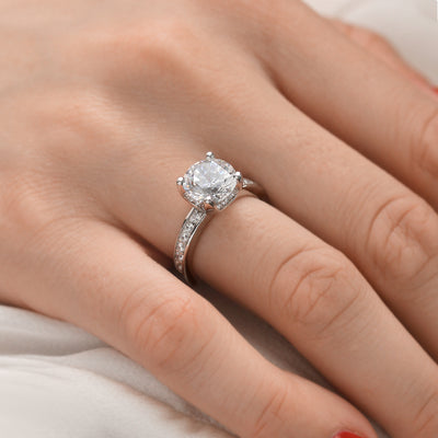 Brilliant 2.75 CT Solitaire Ring