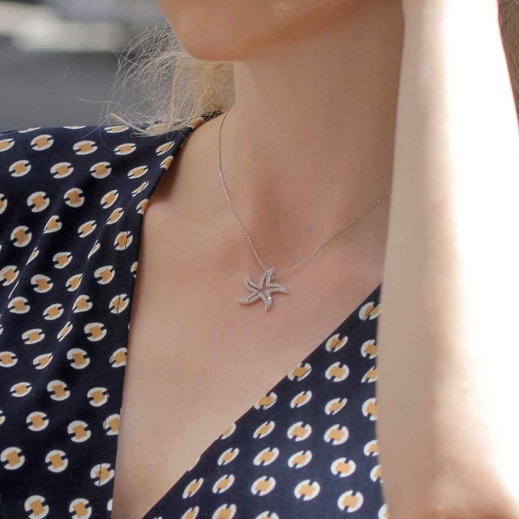 Starfish Pendant Necklace, Adjustable Chain 16+2" Extender