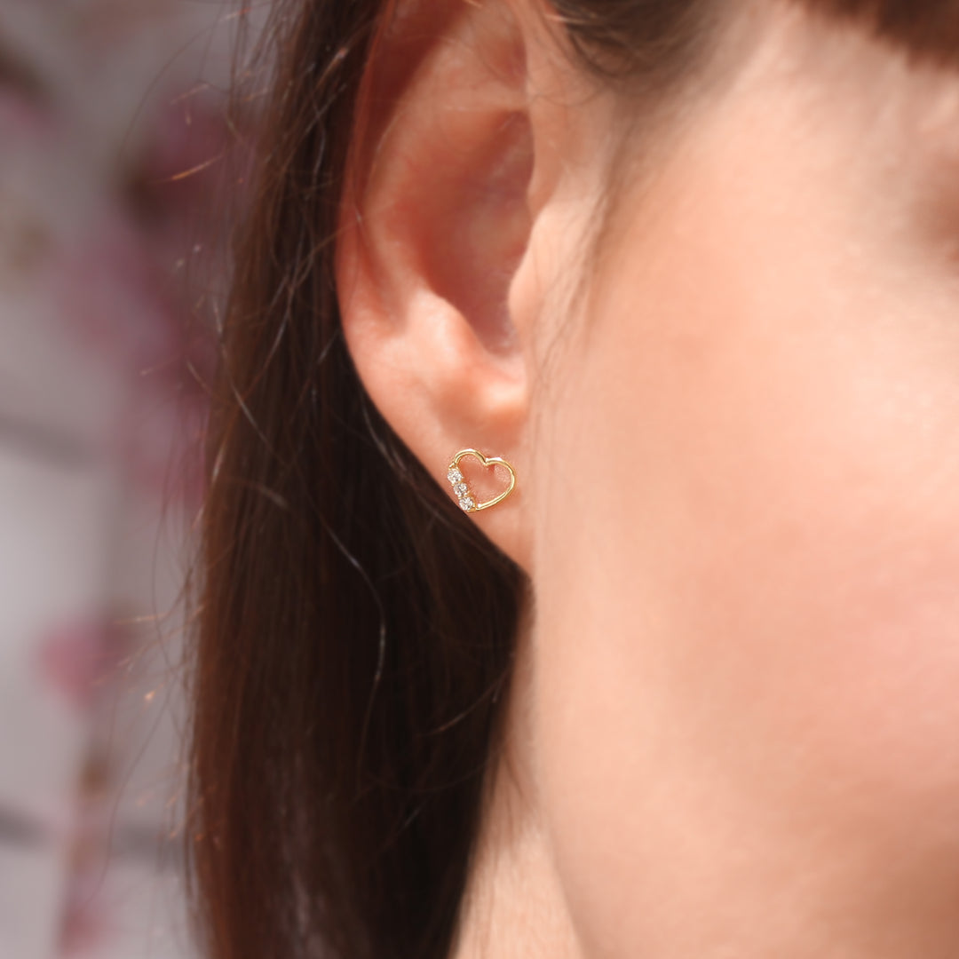 Nearlight Mini Heart Studs | 14K Gold Tiny Open Heart Earrings for