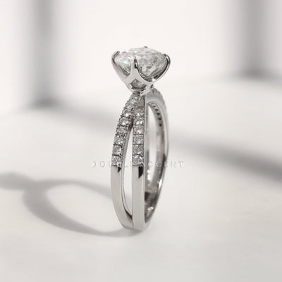 Top view – four-prong structure and balanced band