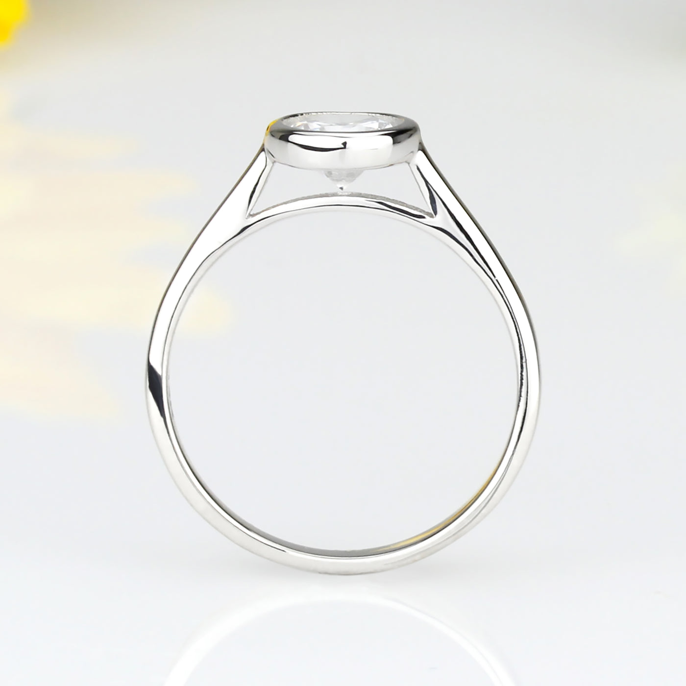 Heartfelt Bezel Ring, Brilliant 1 CT Ring