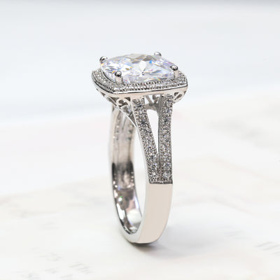 Sterling Silver Exquisite Vintage Style Cocktail Ring