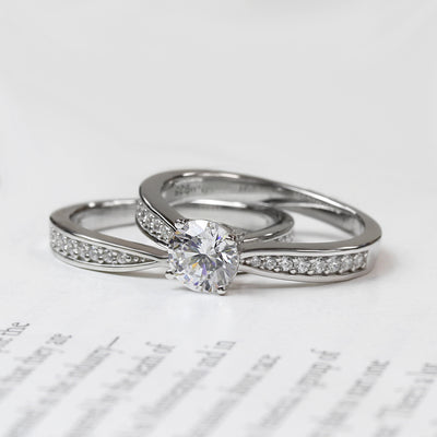 Brilliant 1 CT Pinched Shank Classic Bridal Ring Set, Platinum Plated Sterling Silver
